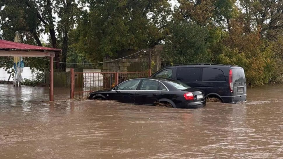 Bilanțul autorităților, la finalul încă unei zile ploioase. 86 de localități din 22 de județe și Capitala, afectate. 1.598 gospodării fără curent