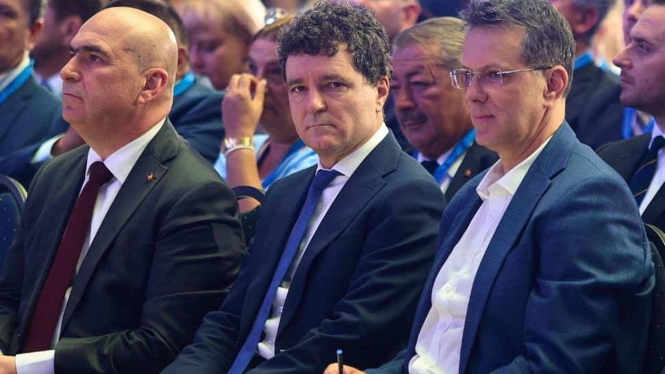 Mișcări de ultimă oră: Nicușor Dan, întrevedere cu Ilie Bolojan și Ionuț Moșteanu pentru a pune țara la cale, în urma retragerii unei părți din trupele americane