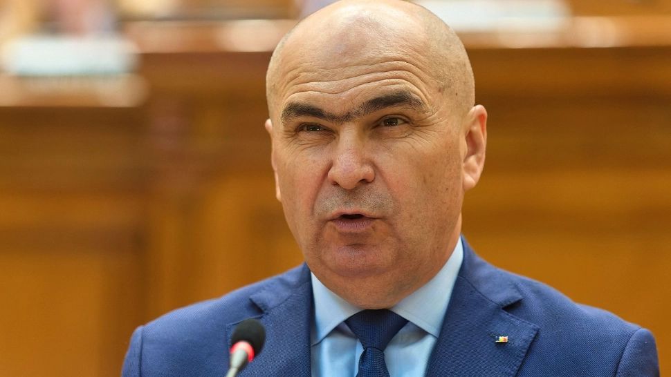 Bolojan vine cu explicații. Cum a ajuns să locuiască în vila de protocol în care a stat Băsescu. „Nu am intrat pe geam”