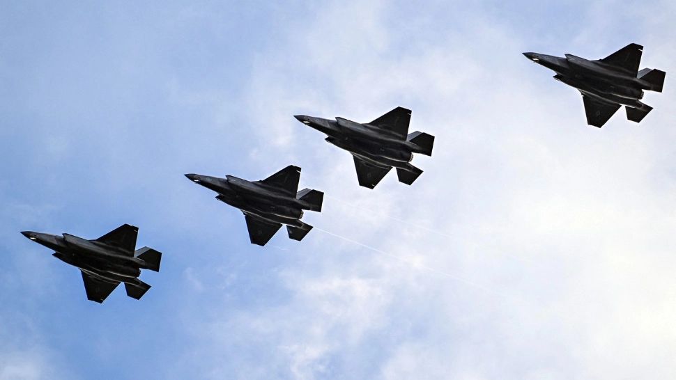 Țara speriată de drone va achiziționa încă 16 avioane de vânătoare F-35 