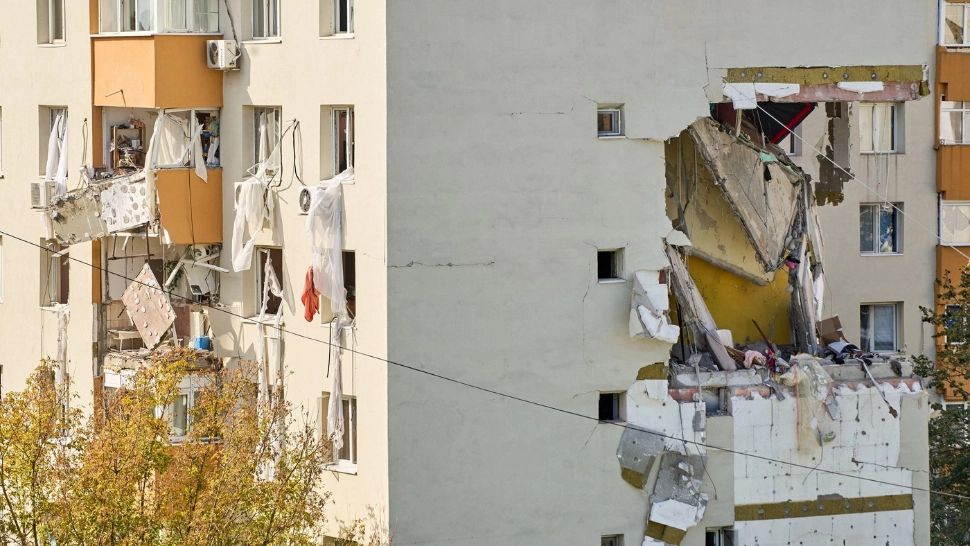 Bucureștenii suflă și în iaurt după explozia din Rahova. Numărul de apeluri la 112 pentru scurgeri de gaze a crescut alarmant