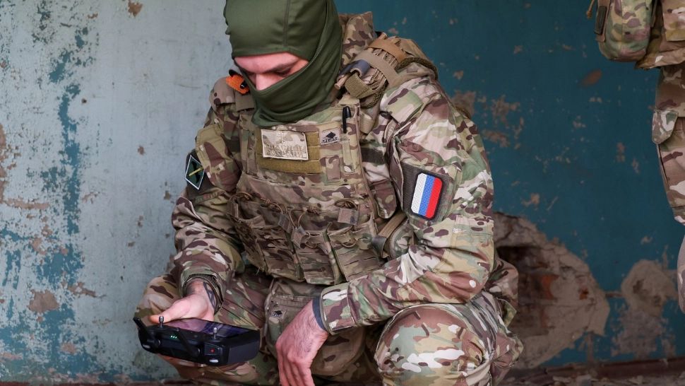 Câți inculpați au fost trimiși pe front în Ucraina? Un studiu dezvăluie câți au ales înrolarea în schimbul închisorii