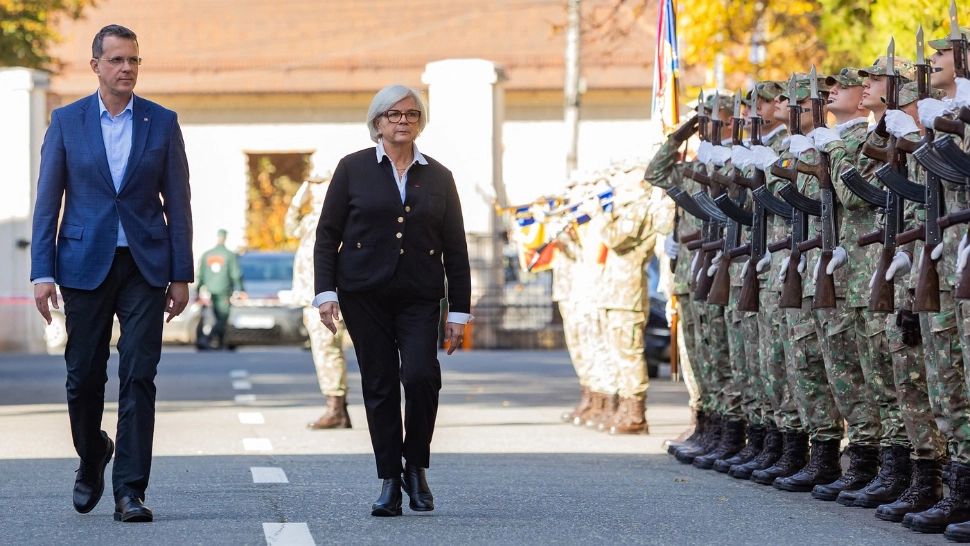 Ministrul Forţelor Armate din Franța, vizită în România la o zi după anunțul retragerii trupelor americane. Ce a declarat, după o întrevedere cu Ionuț Moșteanu