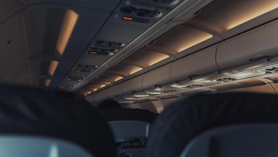 Panică la bordul unui avion care zbura din Cluj spre Catania. Pasagerii, terifiați: „A fost groaznic!”