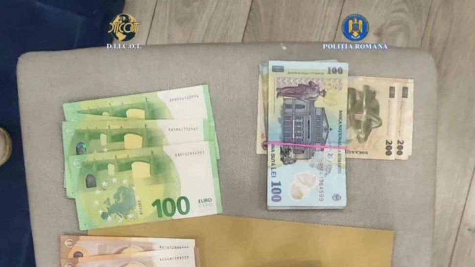 Doi bărbați arestați preventiv pentru trafic de droguri, al treilea plasat sub control judiciar. Descoperiri importante la percheziții