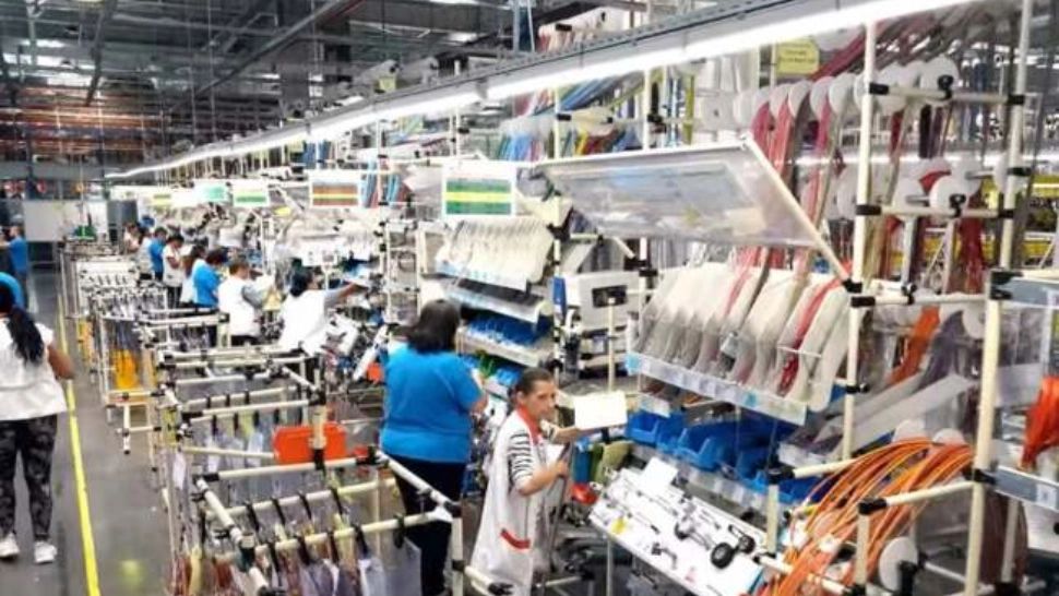 Un mare angajator din România și-a închis fabrica. Sute de angajați concediați