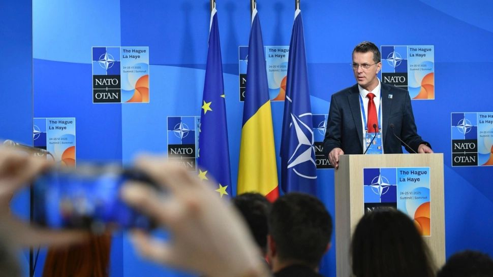 Neregulile din CV-ul Ministrului Apărării. Ce a omis să treacă Ionuț Moșteanu?