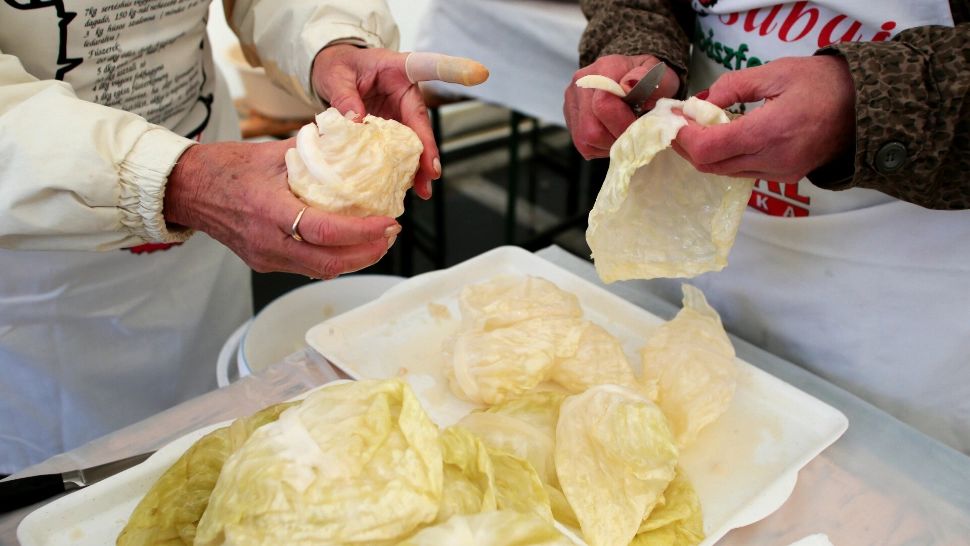 Secretul verzei murate perfecte: la ce temperatură trebuie păstrat butoiul pentru a evita „floarea” și gustul prea acru