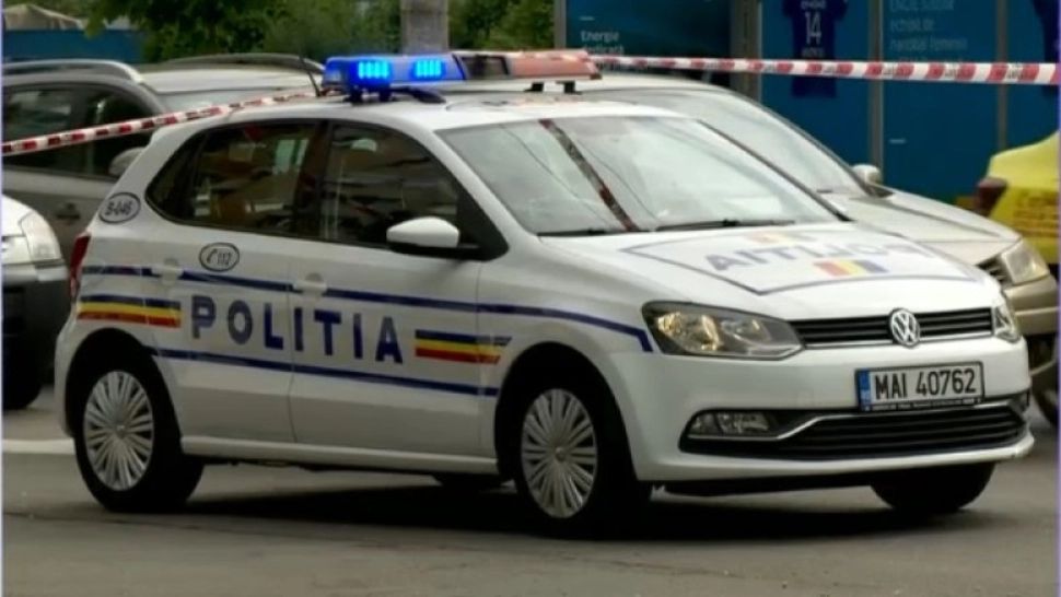 Trupul unui bărbat de 51 de ani, descoperit într-un parc din Constanța. Polițiștii au deschis o anchetă 