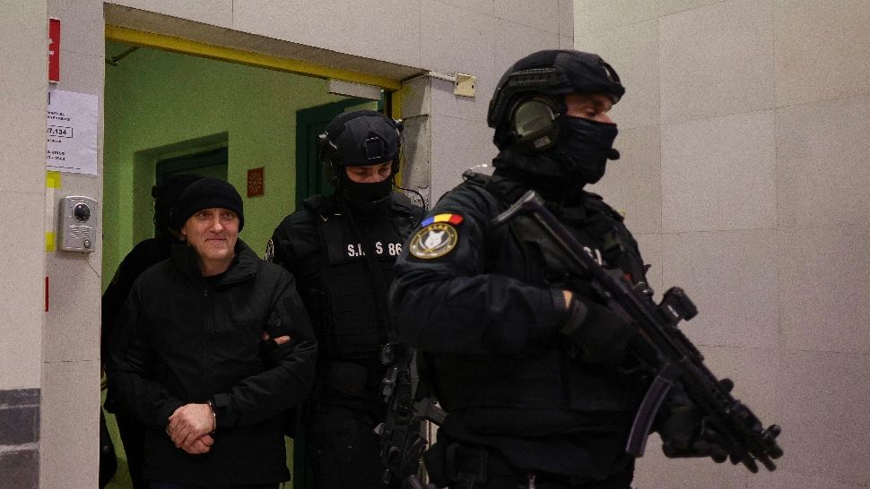 Horațiu Potra rămâne în arest preventiv, fiul și fratele său au primit arest la domiciliu. Decizia aparține Înaltei Curți de Casație