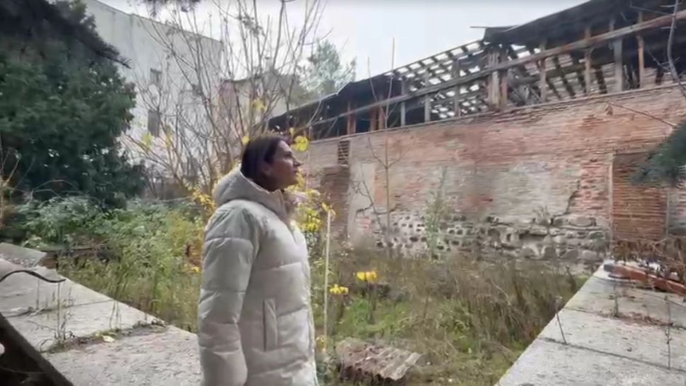Anca Alexandrescu, în șantierul abandonat din inima Bucureștiului: „Vor să șteargă istoria și să o rescrie” – VIDEO
