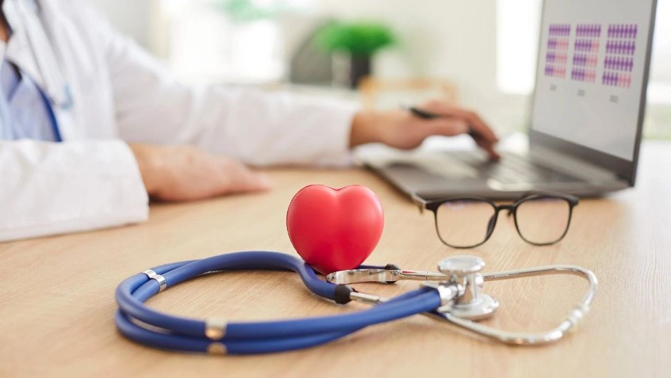 Sănătatea inimii în sezonul rece: De ce crește riscul de infarct?