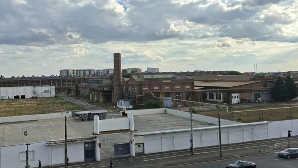 Fosta fabrică Astra Arad dispare și fizic. Primăria a emis aviz de urbanism, primul pas spre transformarea într-un complex comercial și imobiliar