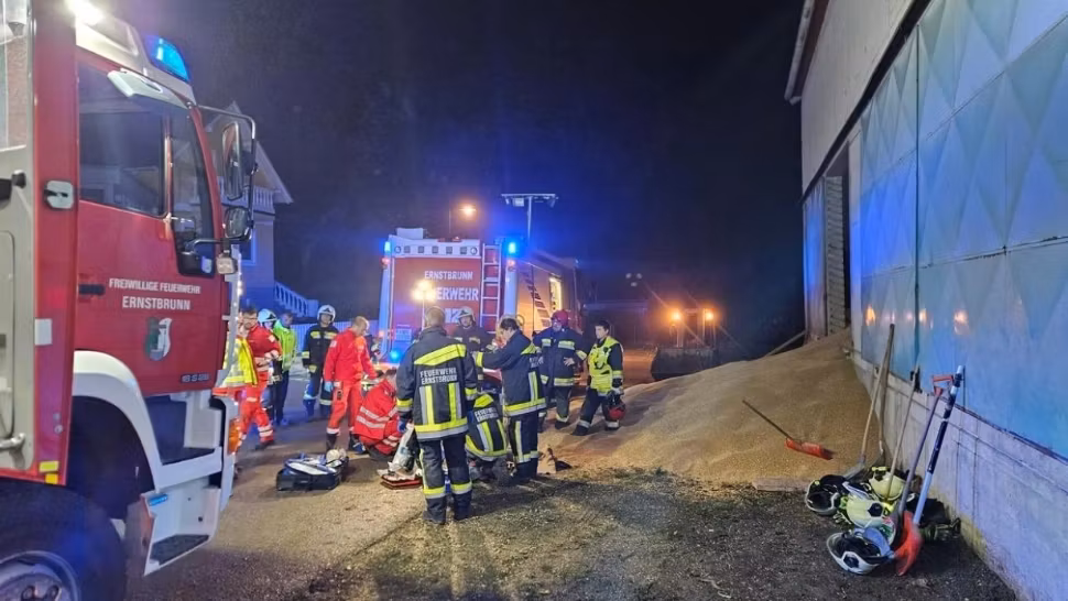 Tragedie în Austria. Un tânăr român a murit îngropat într-un siloz de cereale, colegul său a fost salvat în ultimul moment