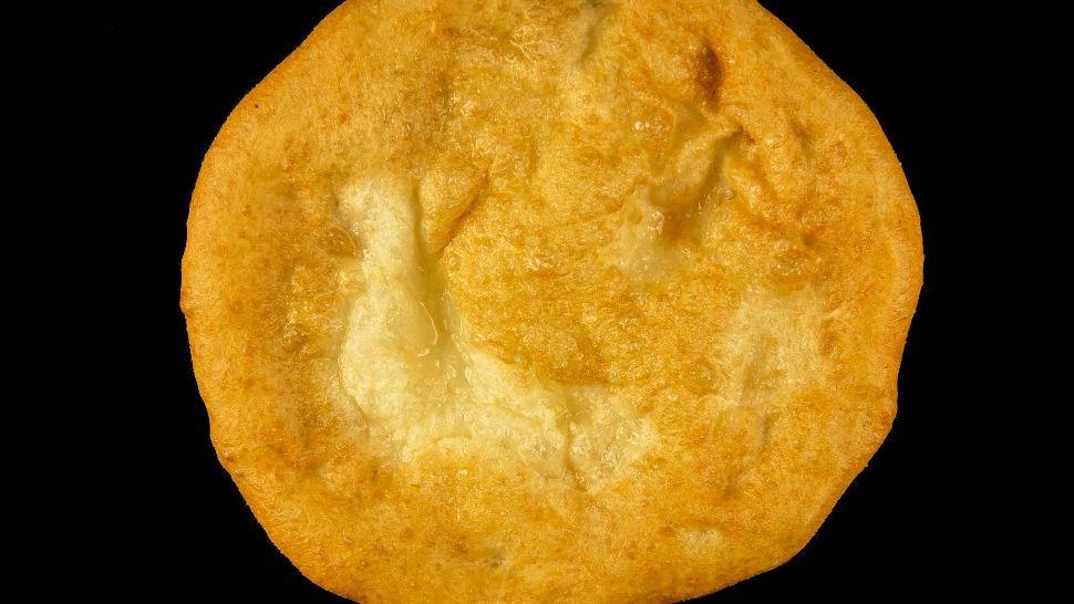 Plăcinte de post cu cartofi și mărar. Se prepară la tigaie, repede și ușor