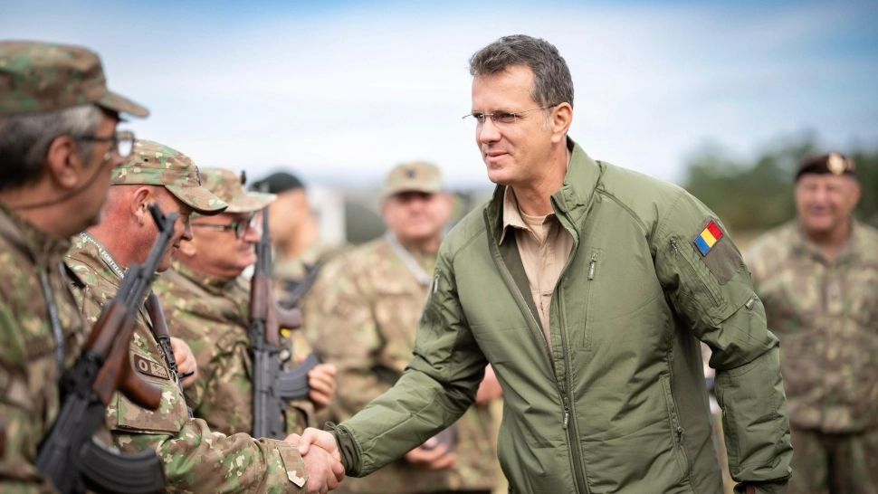  Mandatul lui Ionuț Moșteanu, plin de gafe și declarații controversate. Cum voia să conducă Apărarea fără să fi făcut armata. Minciunile rezistului, ce a ascuns ca să fie în Guvern 