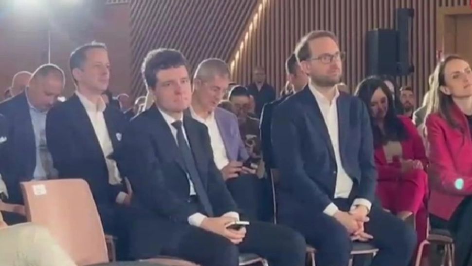 Scandal uriaș: șeful statului trage sfori pentru alegeri. Nicușor Dan îl sprijină pe Drulă