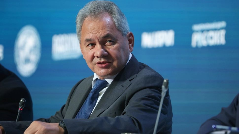 Rușii se gândesc să fugă spre est. Șoigu a propus relocarea populației în Siberia și industrializarea estului țării