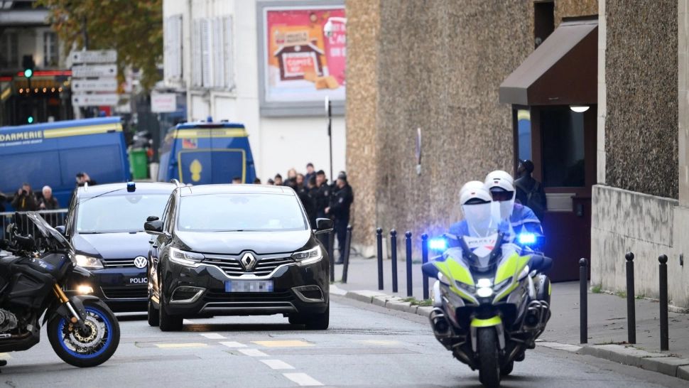 Nicolas Sarkozy a părăsit închisoarea. Justiția i-a acceptat cererea de punere în libertate după doar 3 săptămâni  - VIDEO