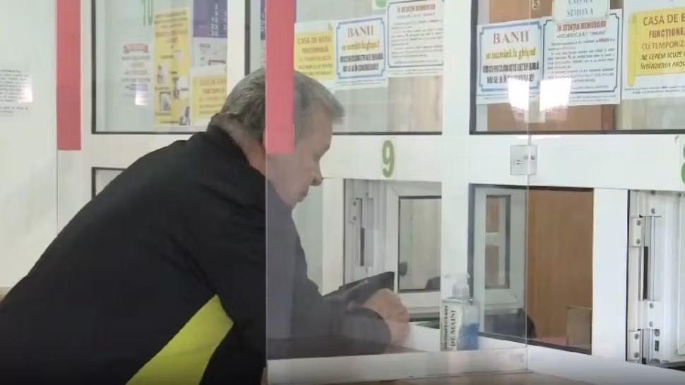 INS: „Economia României, în scădere după măsurile lui Bolojan!”