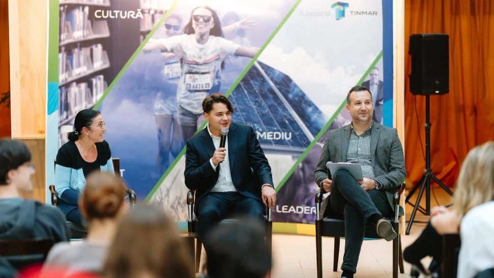 Fundația Tinmar sprijină performanța elevilor din București: 865 de burse de merit pentru copii din Sectorul 2