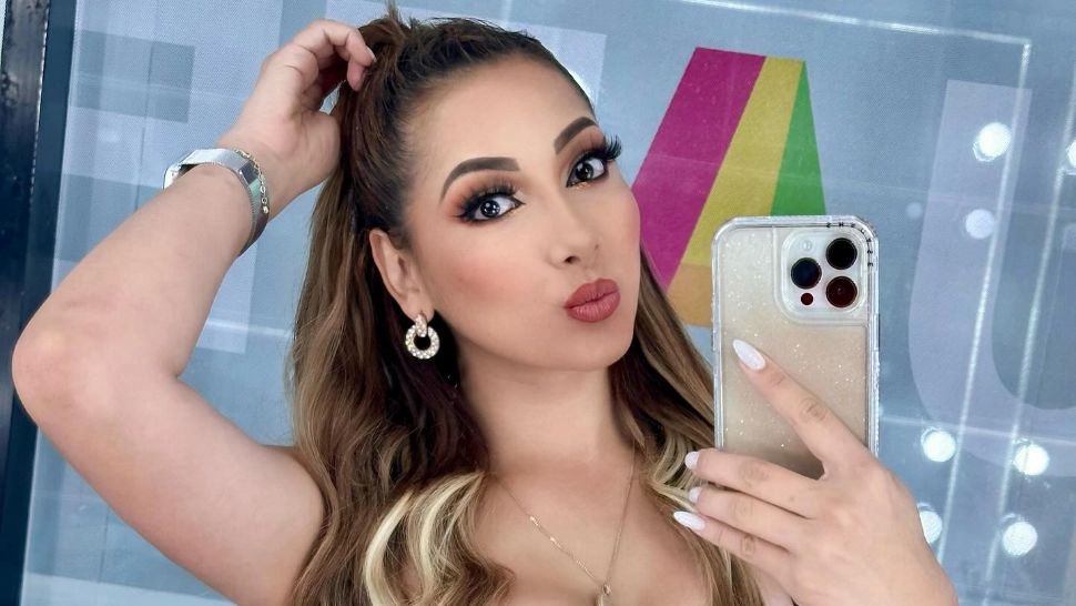 Doliu în lumea televiziunii: o tânără prezentatoare a murit la doar 28 de ani din cauza unei boli nemiloase