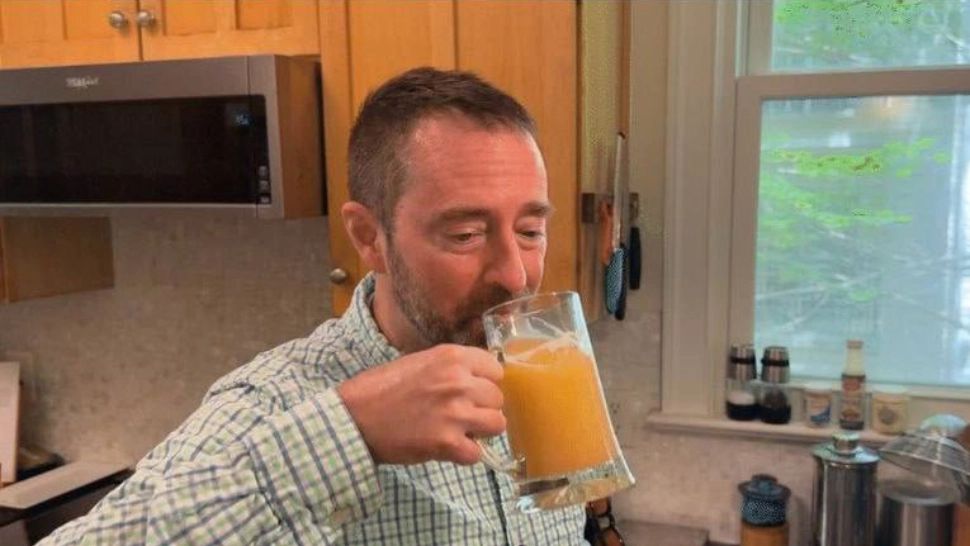 „Vaccinare cu BERE”, metoda revoluționară prin care un cercetător american vrea să-i imunizeze pe oameni