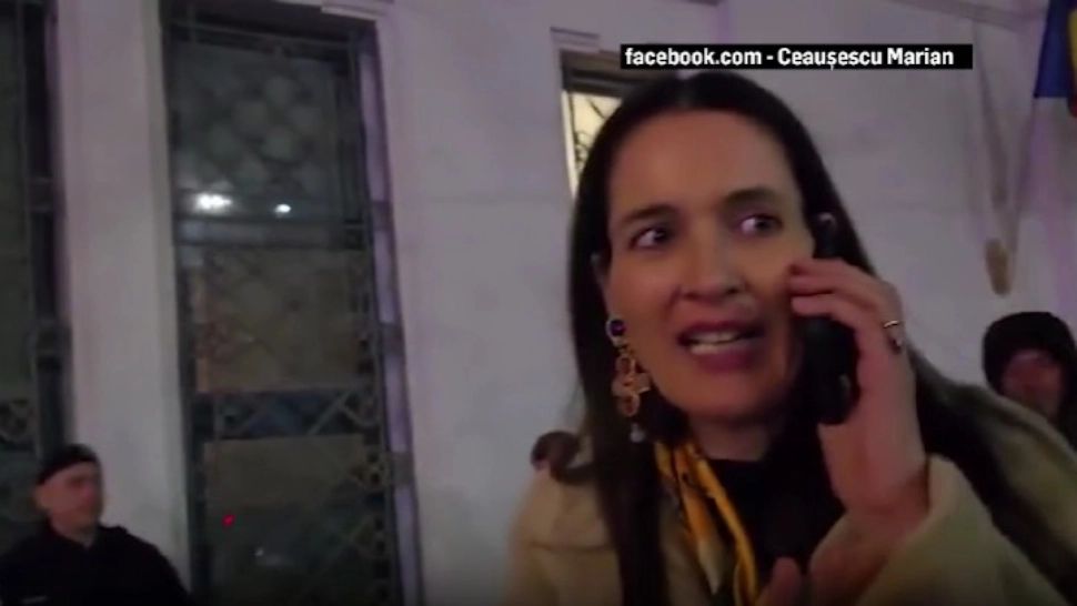 Clotilde Armand ignoră acuzațiile în public. Tupeu și nepăsare: 57.000 de lei de returnat, reacție zero