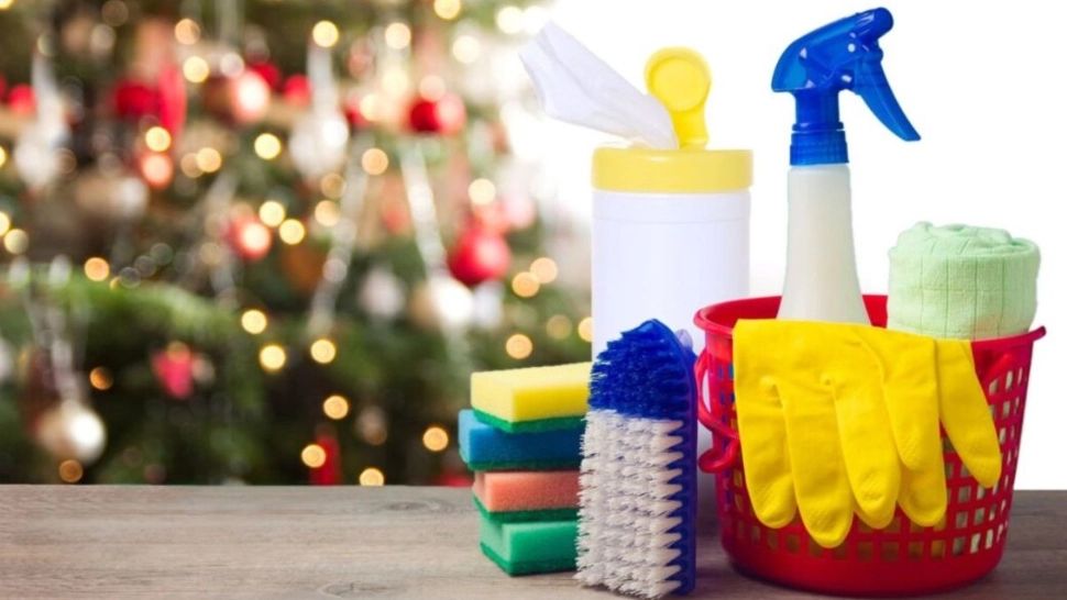Cu ce începi curățenia de Crăciun. Regulile de aur pe care toate gospodinele trebuie să le respecte 
