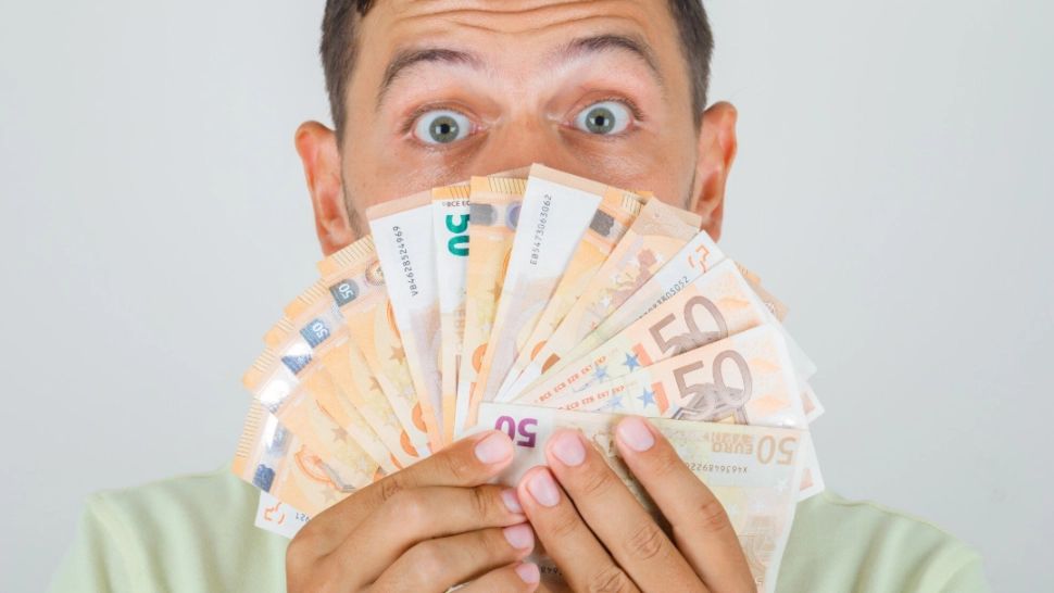 Șomajul în rândul tinerilor a crescut în ultimii trei ani în Marea Britanie. Care este cauza, conform experților