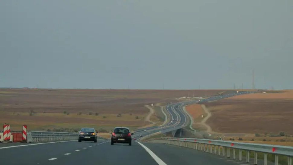 Autostrada A2, închisă temporar după ce resturi de animale au fost împrăştiate pe carosabil