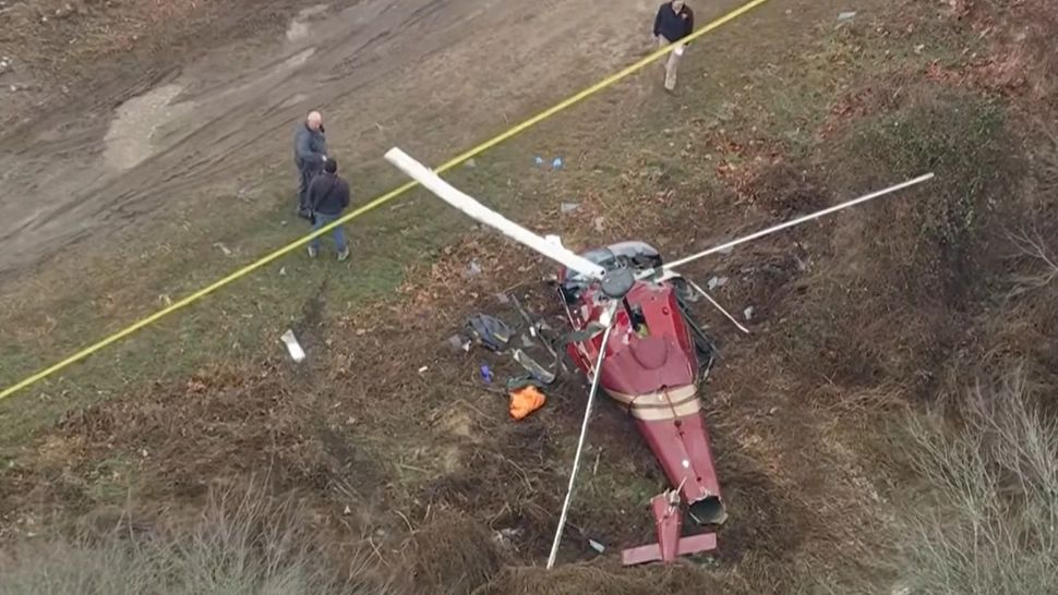 Tragedie aviatică în Statele Unite. Două elicoptere s-au ciocnit în aer. Un mort și un rănit grav VIDEO