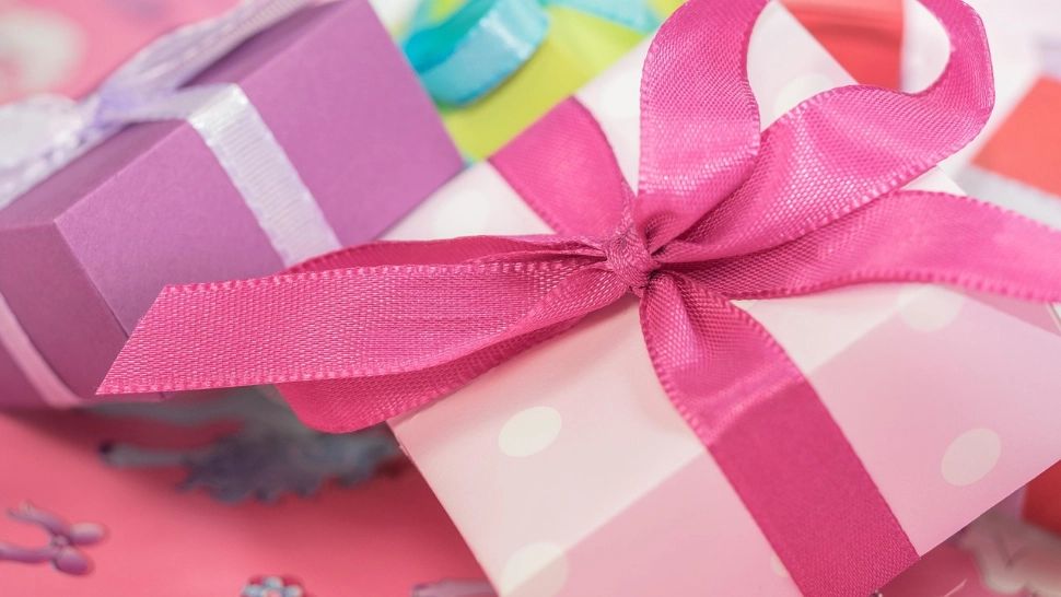 Discuții înainte de Crăciun la o școală din Ciorogârla: părinți acuzați că strâng bani pentru cadouri și dotări, iar alții reclamă presiuni și umilințe