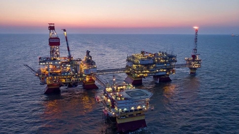 Conflict juridic major în Marea Neagră. Lukoil dă statul român în judecată și invocă forța majoră