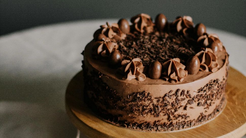 Tort simplu de ciocolată, rețeta perfectă pentru mesele festive de sărbatori