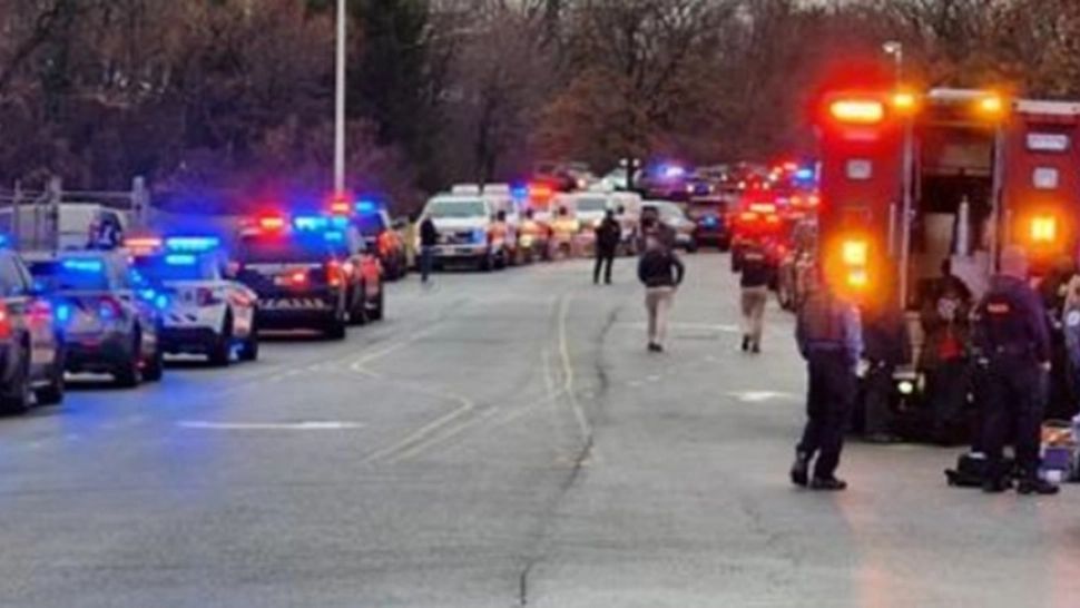 Polițist ucis într-un atac armat la o clădire de înmatriculări din SUA