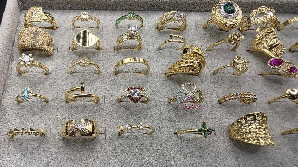 RECORD istoric al aurului: un gram a trecut de prețul de 700 de lei, în România