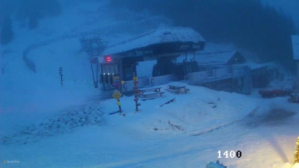 Avertizare vânt puternic în Sinaia: telecabinele de altitudine nu funcționează cu publicul: "Pârtiile sunt îmbibate cu apă ca urmare a ploilor"