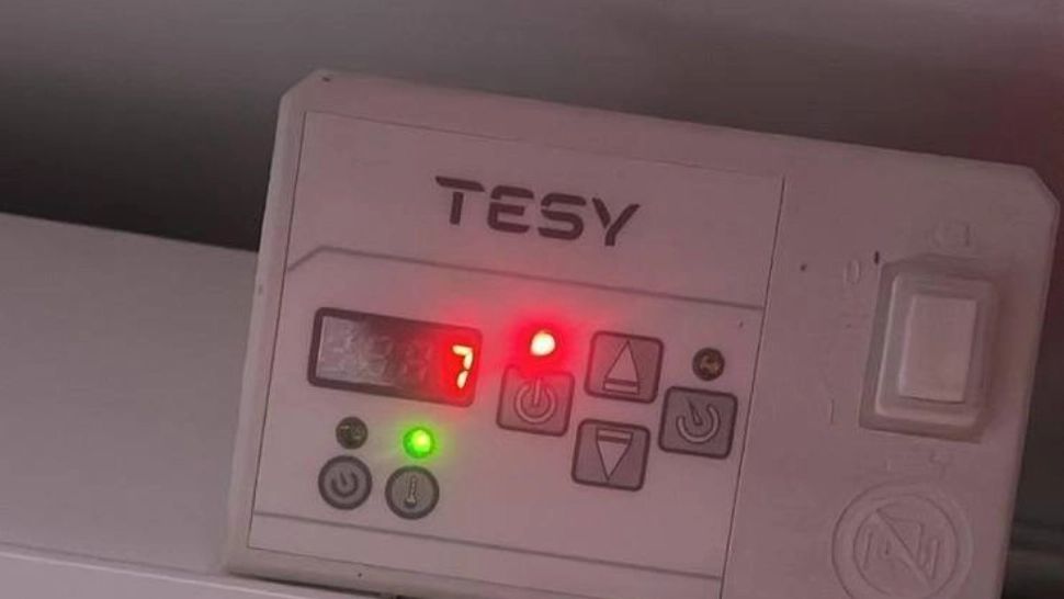 Polițiștii de la Transporturi București, uitați în frig de Guvernul Bolojan: sindicaliștii avertizează: „Veniți cu căciulă și mănuși, în birouri sunt 7 grade!”. Pericol iminent de incendiu