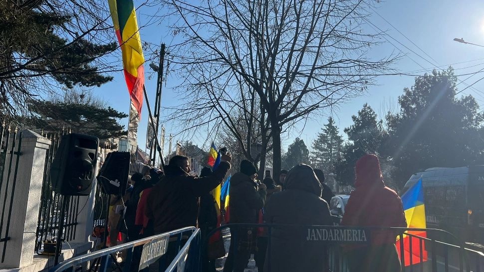 Călin Georgescu, mesaj de forță pentru români: Sunteți ținuți de prea mult timp într-o stare de dezamăgire,  menținută prin mecanisme de manipulare – VIDEO