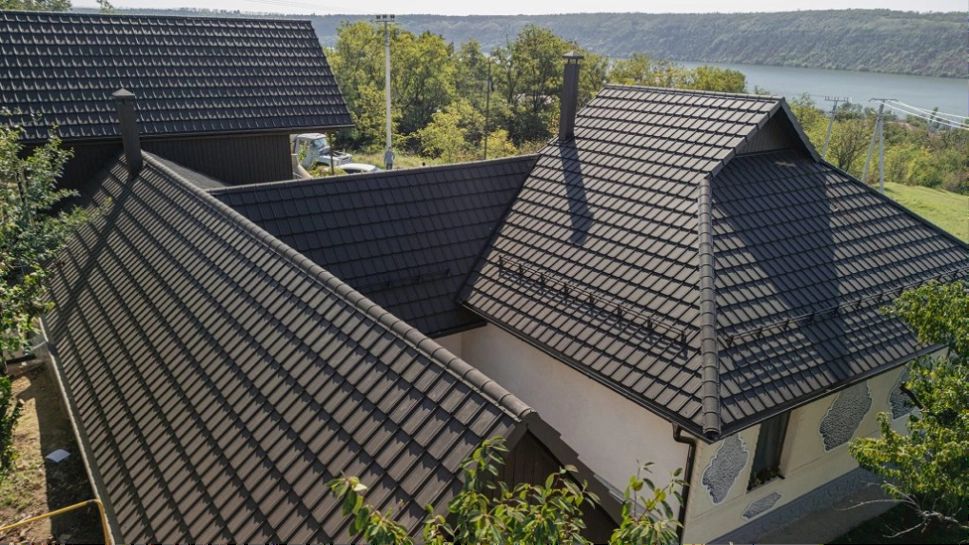 Tot ce trebuie să știi despre un acoperiș corect proiectat și executat (P)