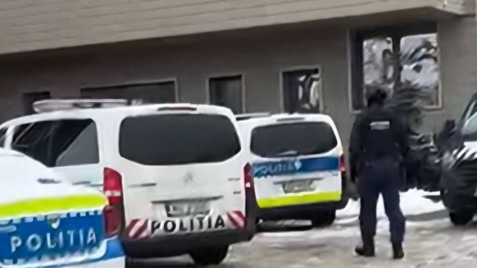 Amenințare cu bombă la un hotel de lux din Iași. Clienții au fost evacuați de urgență: „Vrem să vedem panică”- VIDEO