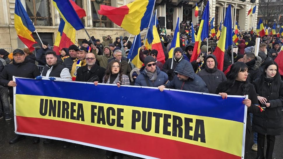 Mobilizare de forțe la Iași. Liderii AUR, prezenți în Piața Unirii de Ziua Principatelor Române VIDEO+FOTO