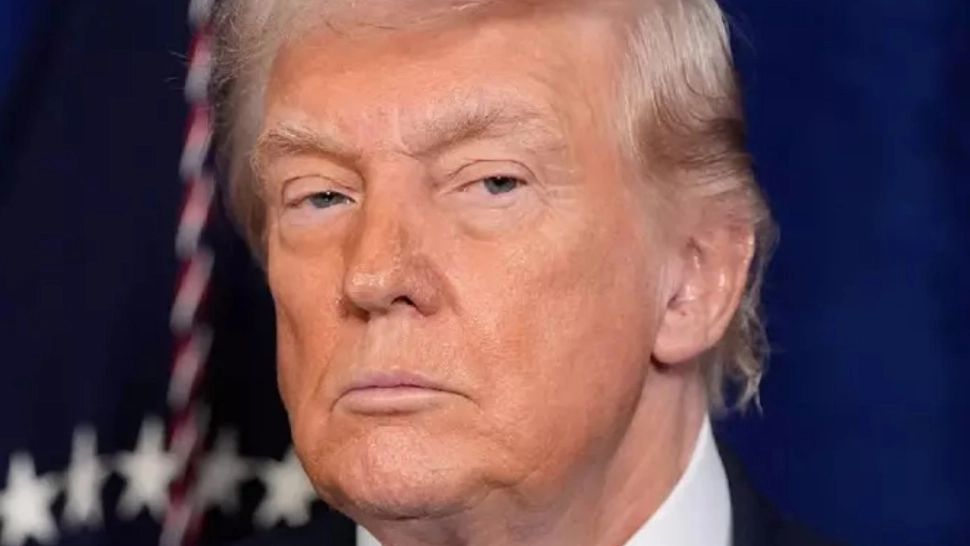 Donald Trump vrea desecretizarea dosarelor despre extratereştri și OZN-uri, după declaraţiile lui Barack Obama: „A făcut o greșeală uriașă”