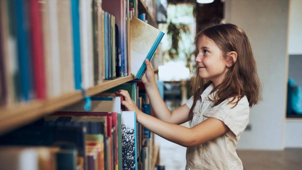 Cum să dezvoltăm obiceiul de lectură la copii în 2026 | Sfaturi de la Editura Arthur 