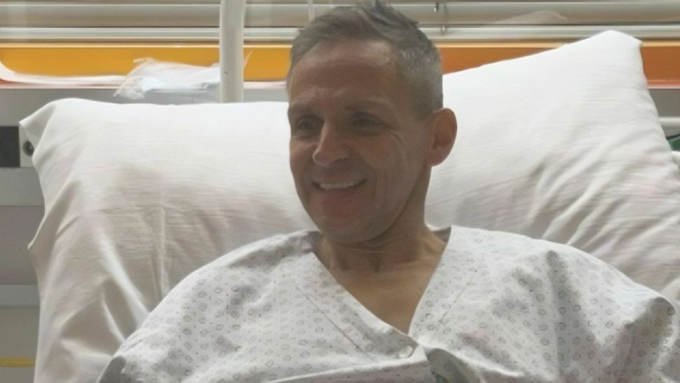 Eroul care a salvat zece tineri din barul groazei din Elveția. Povestea lui Paolo, italianul care a înfruntat moartea: „Tată, e un masacru aici!”