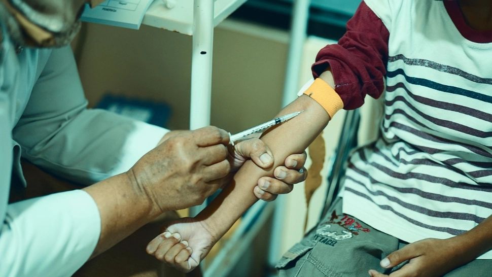 „Școala din spital”: profesorii vor putea preda direct elevilor internați în spitale începând cu 2026