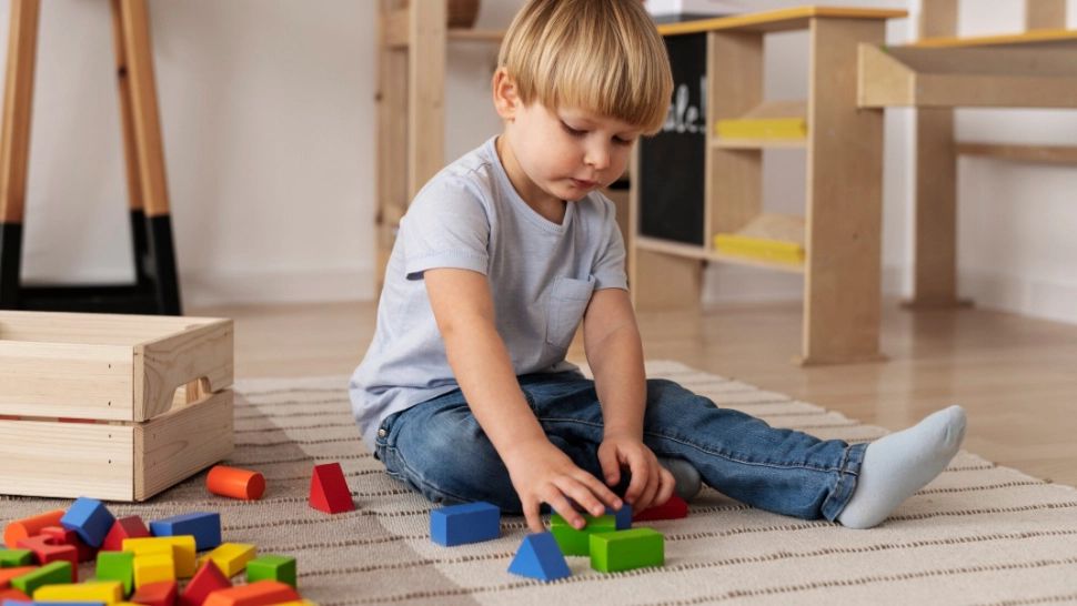 Bullying-ul începe din grădiniță: izolarea și excluderea, cele mai frecvente forme în rândul copiilor mici