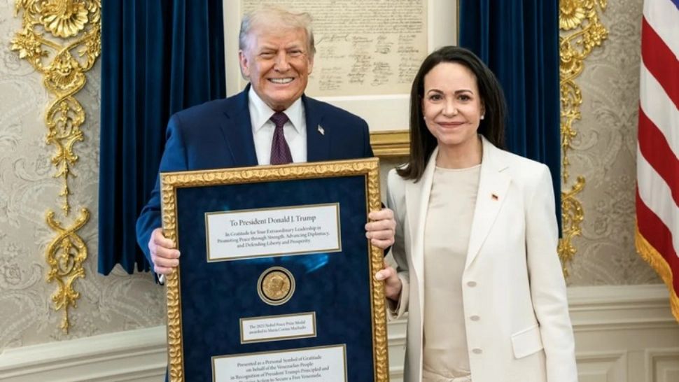 Corina Machado îi conferă simbolic titlul de laureat Nobel președintelui Trump