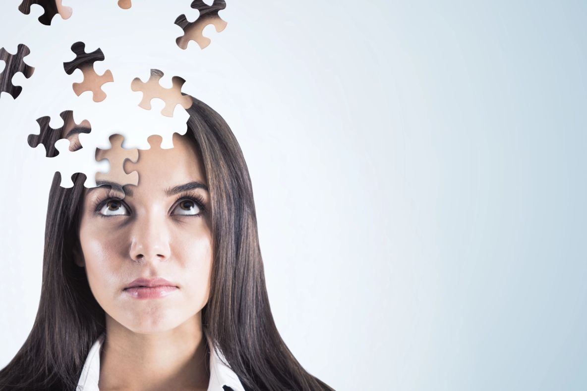 Când ar trebui să te îngrijoreze pierderile de memorie și care este primul semnal de alarmă, conform specialiștilor